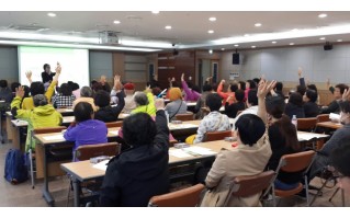 “함께 여는 자문자답.” 마산합포구, 마산회원구, 찾아가는 부모교육실시